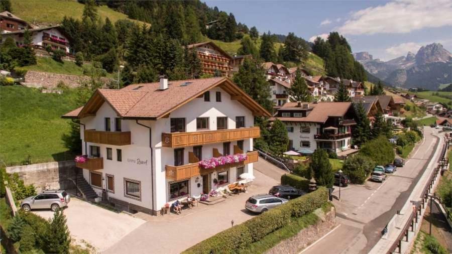 Hotel Garni Ruscel Santa Cristina Val Gardena Extérieur photo